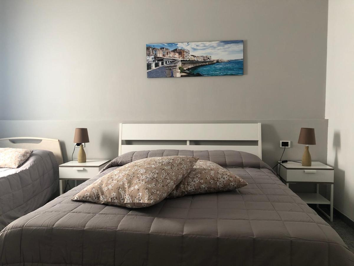 A Casa Di Giu B&B シラクーサ エクステリア 写真